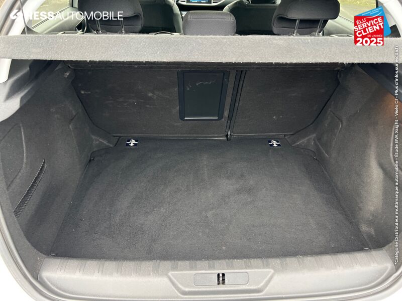 Véhicule d'occasion PEUGEOT 308 1.5 BLUEHDI 130CH S/S ALLURE PACK GPS CAMERA RADAR AV/AR CAR PLAY chez Peugeot Hirson