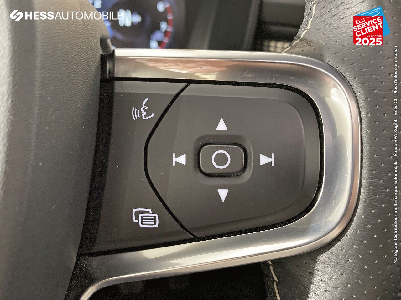 Véhicule d'occasion VOLVO XC40 T3 163CH R-DESIGN GPS RADAR AR chez Volvo Strasbourg
