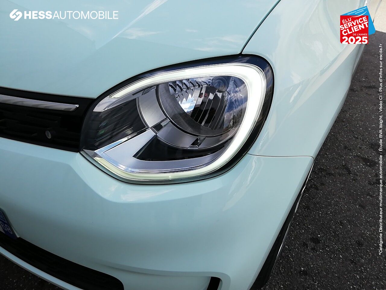 Véhicule d'occasion RENAULT TWINGO 1.0 SCE 75CH ZEN - 20 chez Renault Saint-Louis