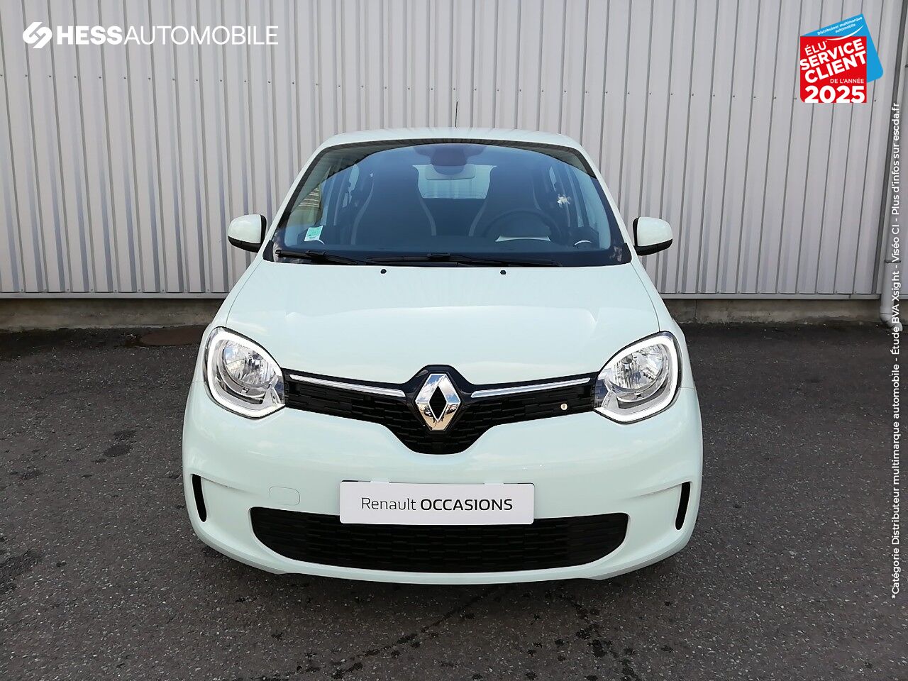 Véhicule d'occasion RENAULT TWINGO 1.0 SCE 75CH ZEN - 20 chez Renault Saint-Louis