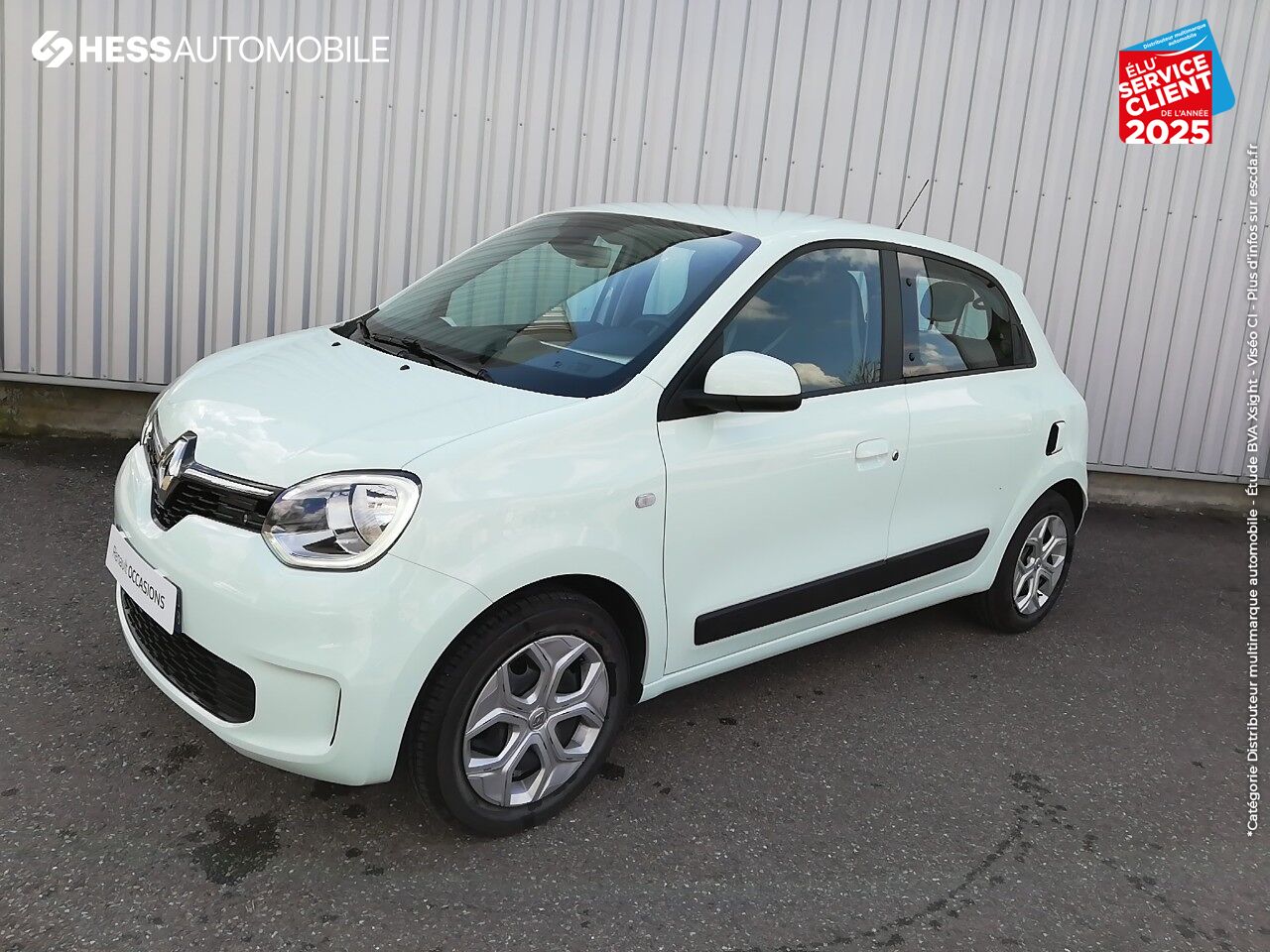 Véhicule d'occasion RENAULT TWINGO 1.0 SCE 75CH ZEN - 20 chez Renault Saint-Louis