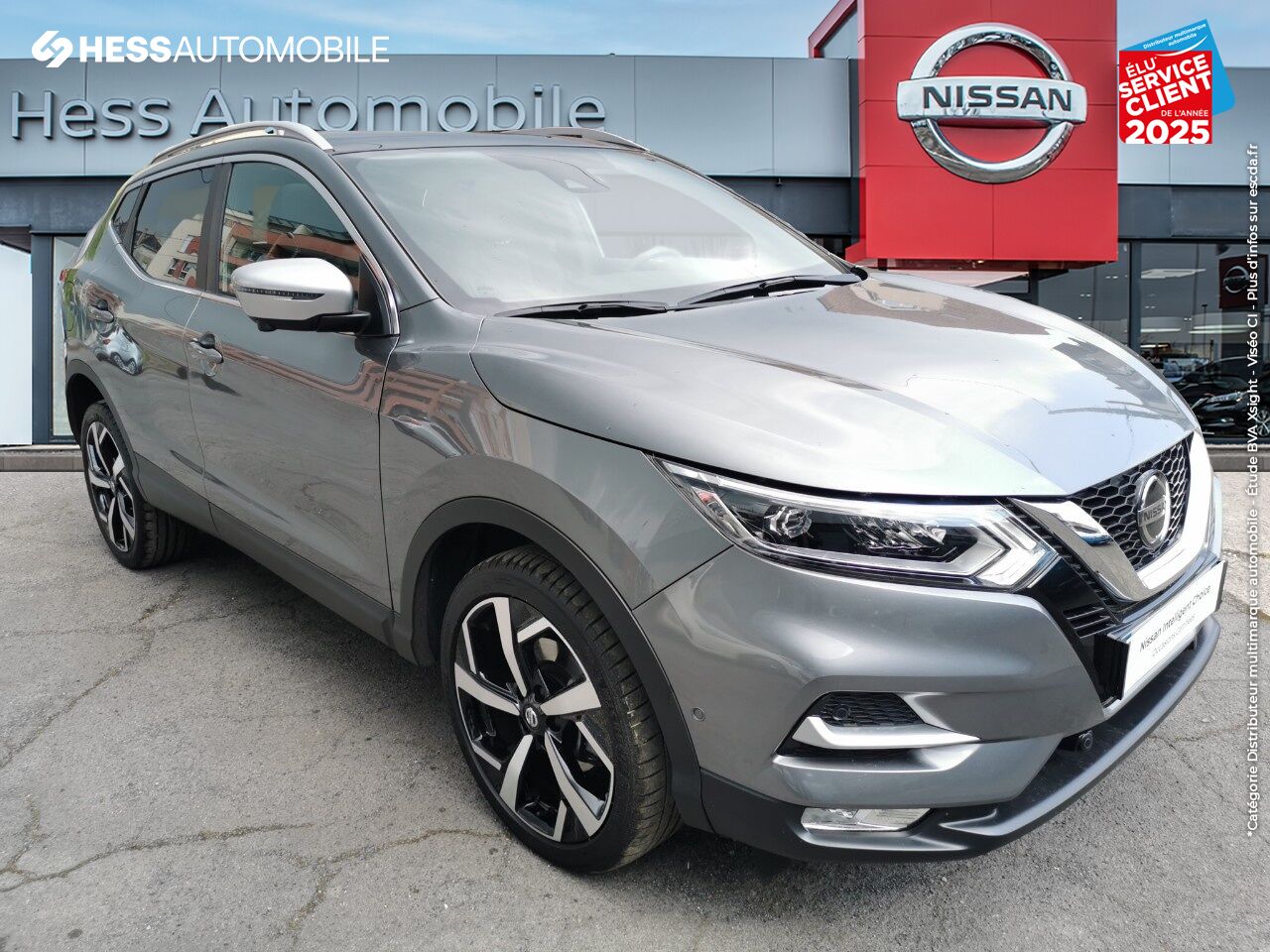 Véhicule d'occasion NISSAN QASHQAI 1.5 DCI 115CH TEKNA+ TPANO BOSE SIEGE CHAUF GPS CAM360 chez Nissan Thionville