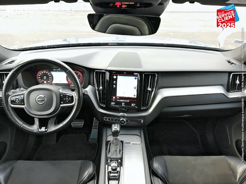 Véhicule d'occasion VOLVO XC60 D5 ADBLUE AWD 235CH R-DESIGN GEARTRONIC GPS CAM360 CARPLAY chez Volvo Metz