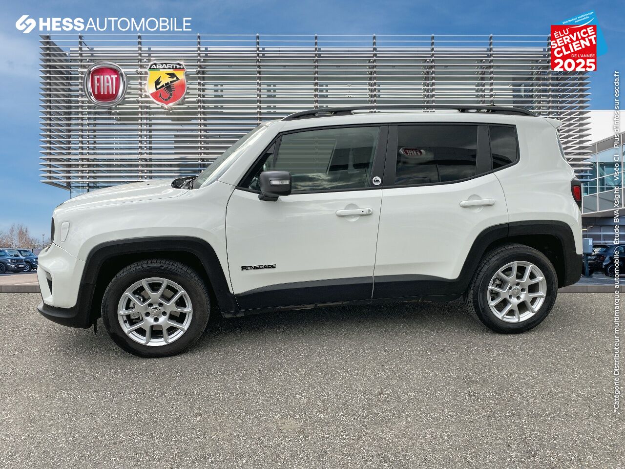 Véhicule d'occasion JEEP RENEGADE 1.3 GSE T4 150CH QUIKSILVER EDITION BVR6 chez Fiat Colmar