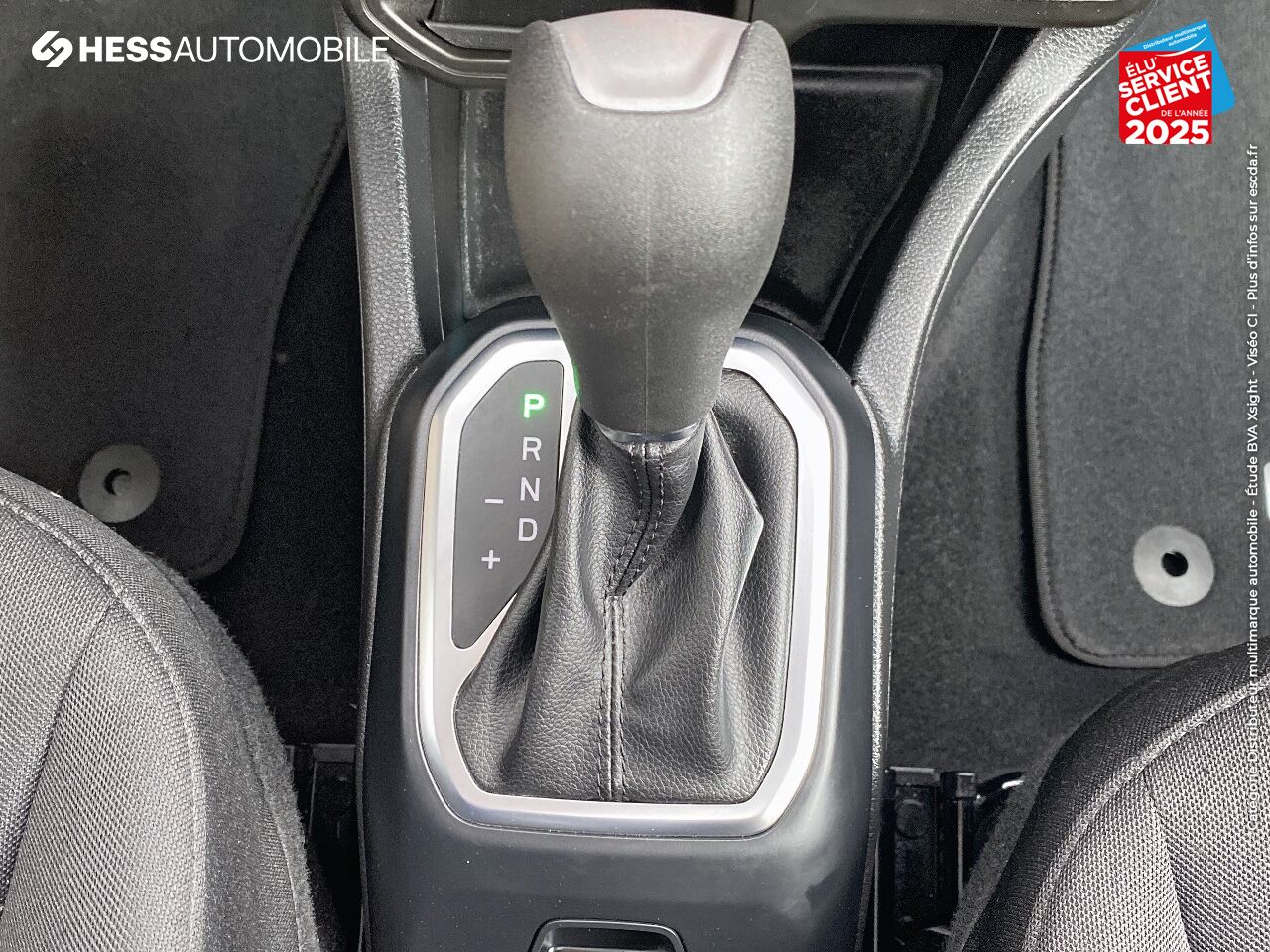 Véhicule d'occasion JEEP RENEGADE 1.3 GSE T4 150CH QUIKSILVER EDITION BVR6 chez Fiat Colmar