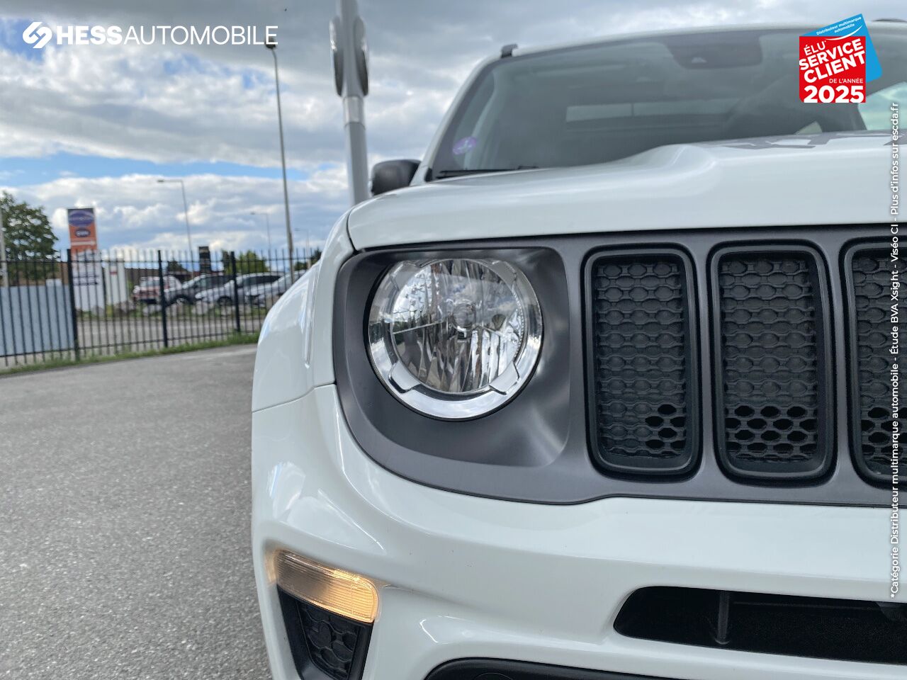 Véhicule d'occasion JEEP RENEGADE 1.3 GSE T4 150CH QUIKSILVER EDITION BVR6 chez Fiat Colmar