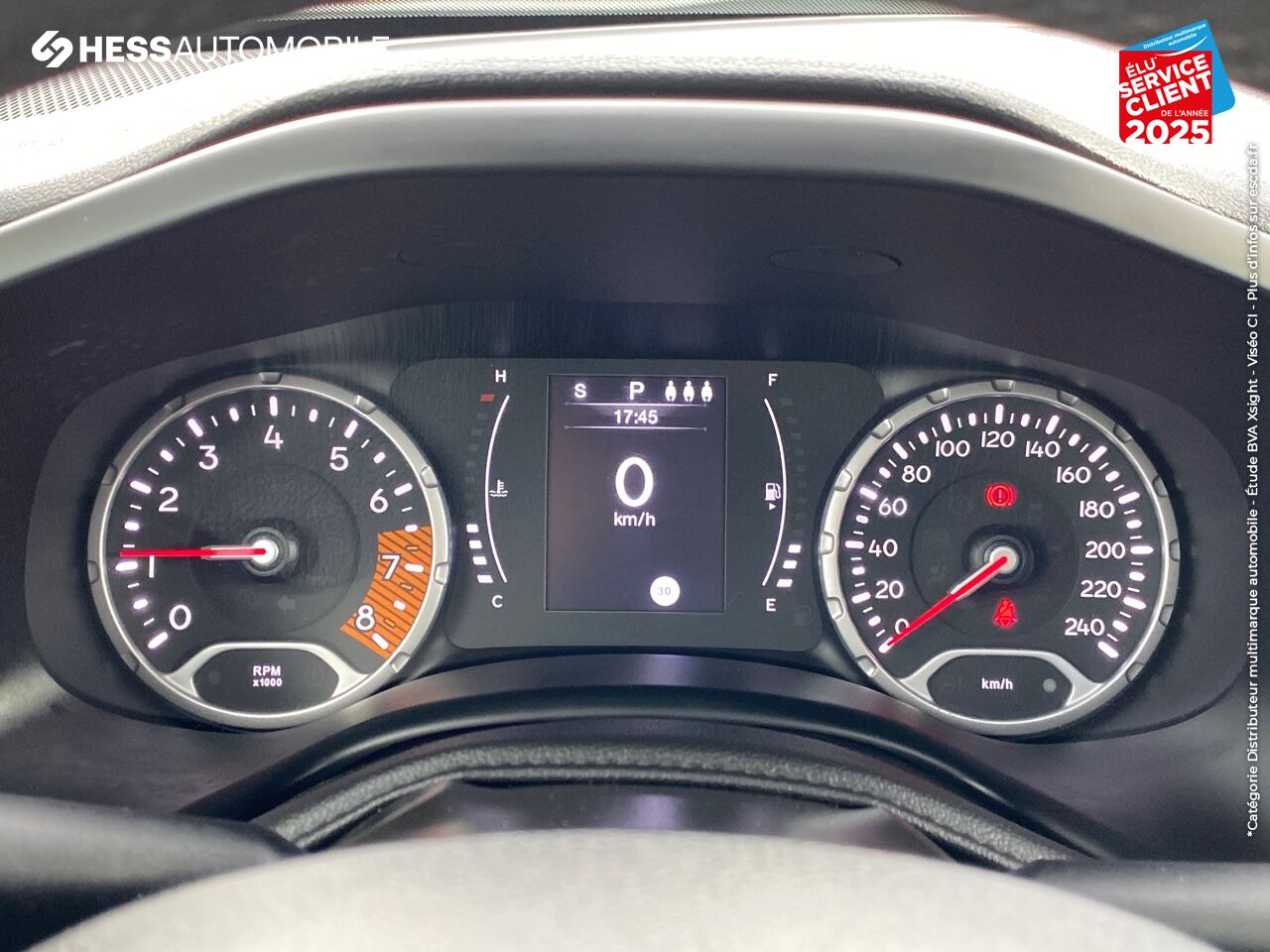 Véhicule d'occasion JEEP RENEGADE 1.3 GSE T4 150CH QUIKSILVER EDITION BVR6 chez Fiat Colmar