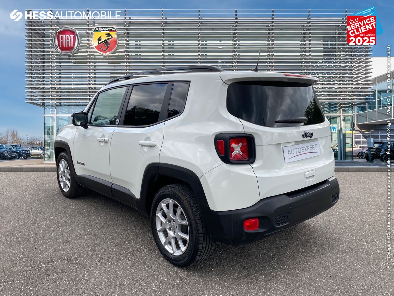Véhicule d'occasion JEEP RENEGADE 1.3 GSE T4 150CH QUIKSILVER EDITION BVR6 chez Fiat Colmar