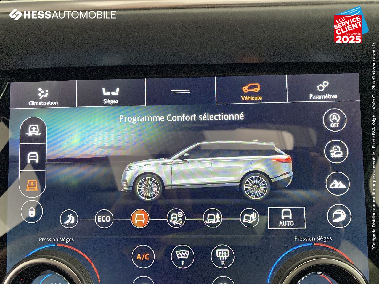 Véhicule d'occasion LAND-ROVER RANGE ROVER VELAR 3.0P V6 380CH R-DYNAMIC HSE AWD BVA chez Land Rover Strasbourg