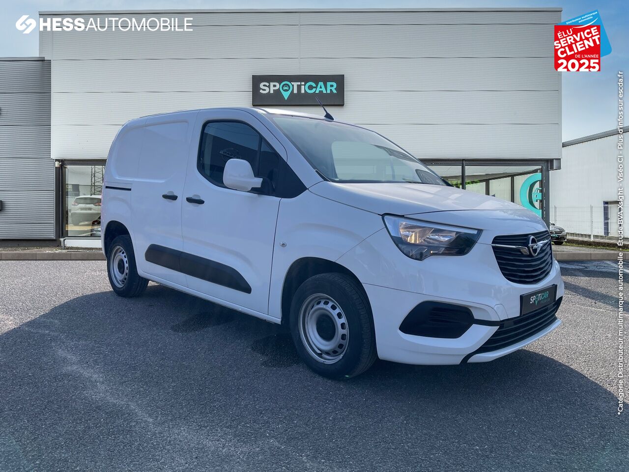 Véhicule d'occasion OPEL COMBO CARGO L1H1 650KG 1.2 110CH SS chez Opel Charleville