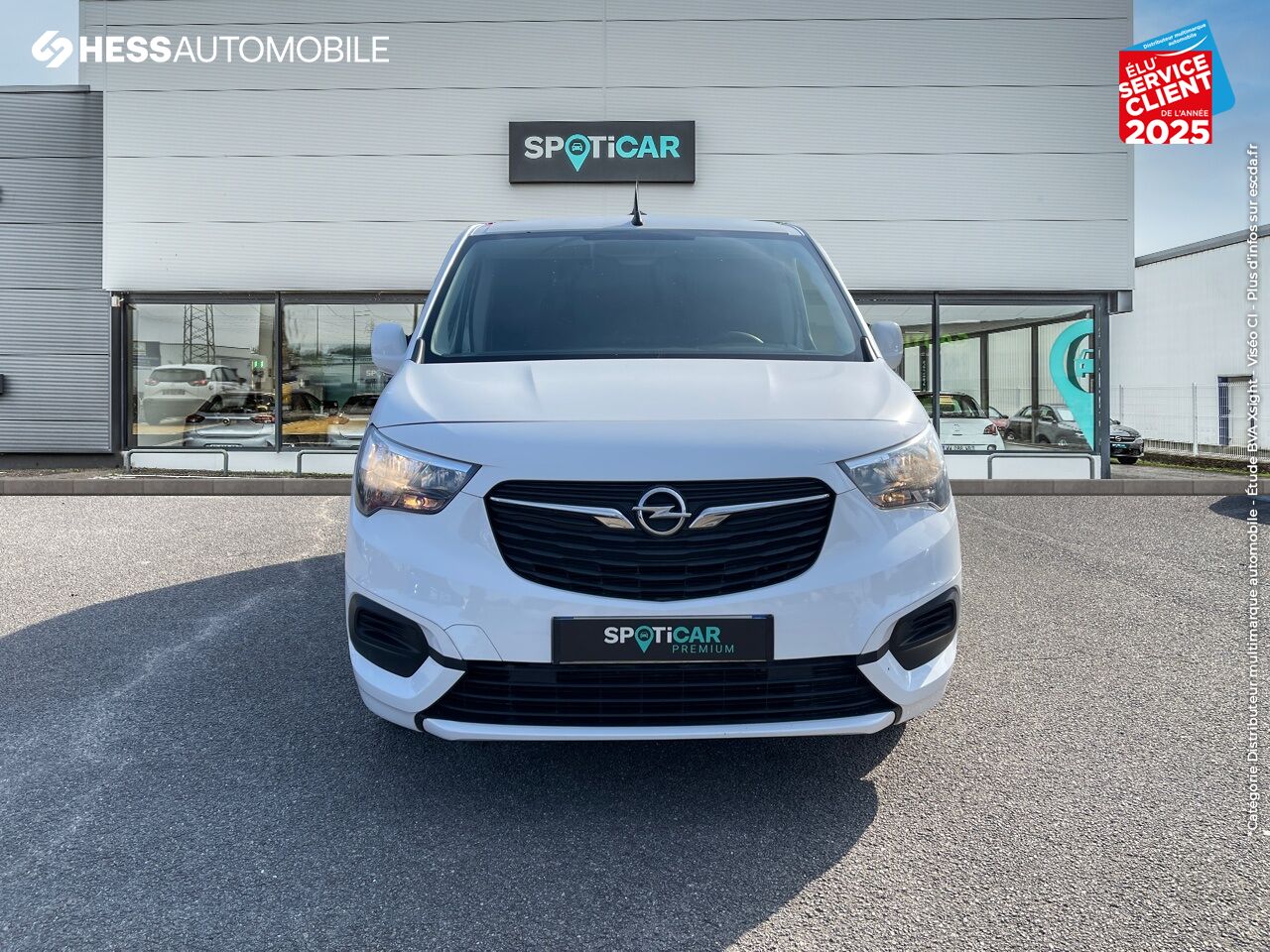 Véhicule d'occasion OPEL COMBO CARGO L1H1 650KG 1.2 110CH SS chez Opel Charleville
