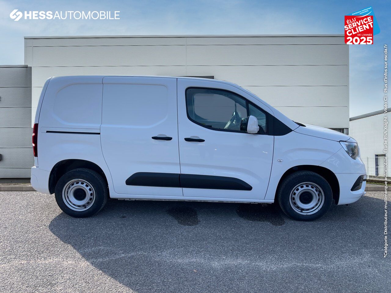 Véhicule d'occasion OPEL COMBO CARGO L1H1 650KG 1.2 110CH SS chez Opel Charleville