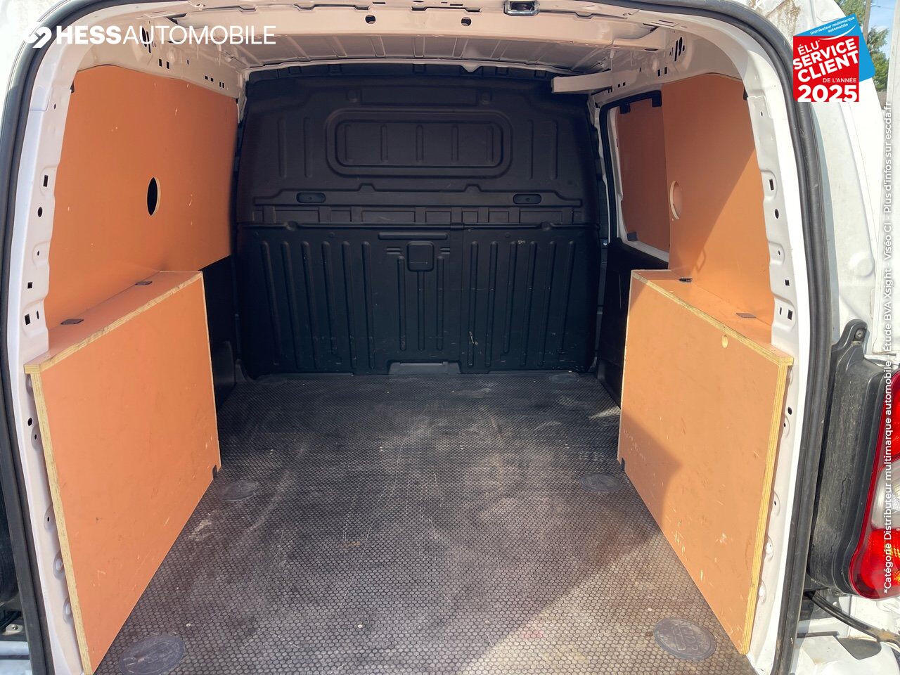 Véhicule d'occasion OPEL COMBO CARGO L1H1 650KG 1.2 110CH SS chez Opel Charleville
