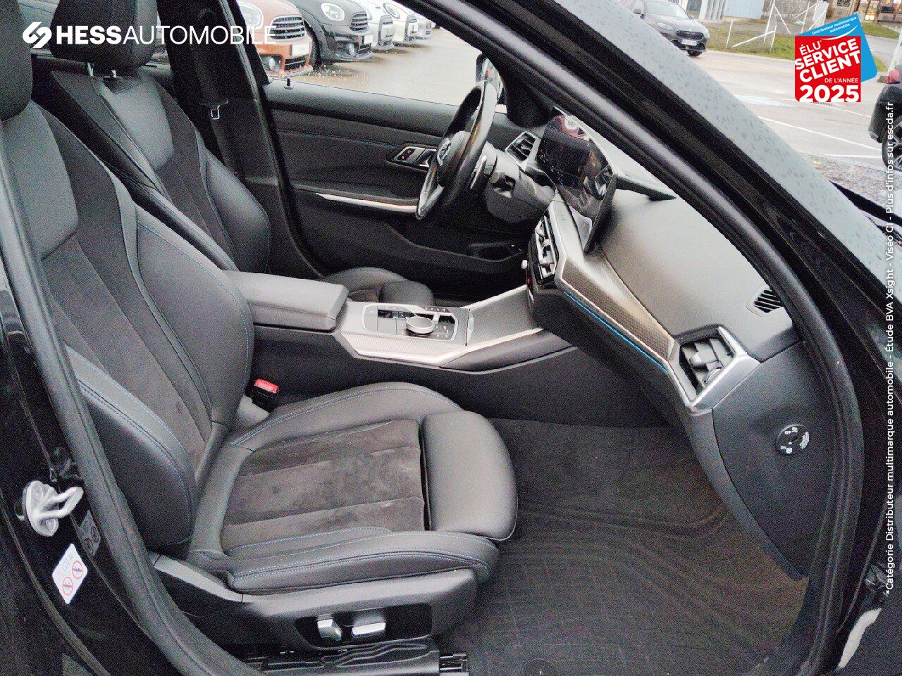 Véhicule d'occasion BMW SERIE 3 TOURING 320EA 204CH M SPORT SIEGES CHAUFF GPS CAMERA chez BMW Besançon