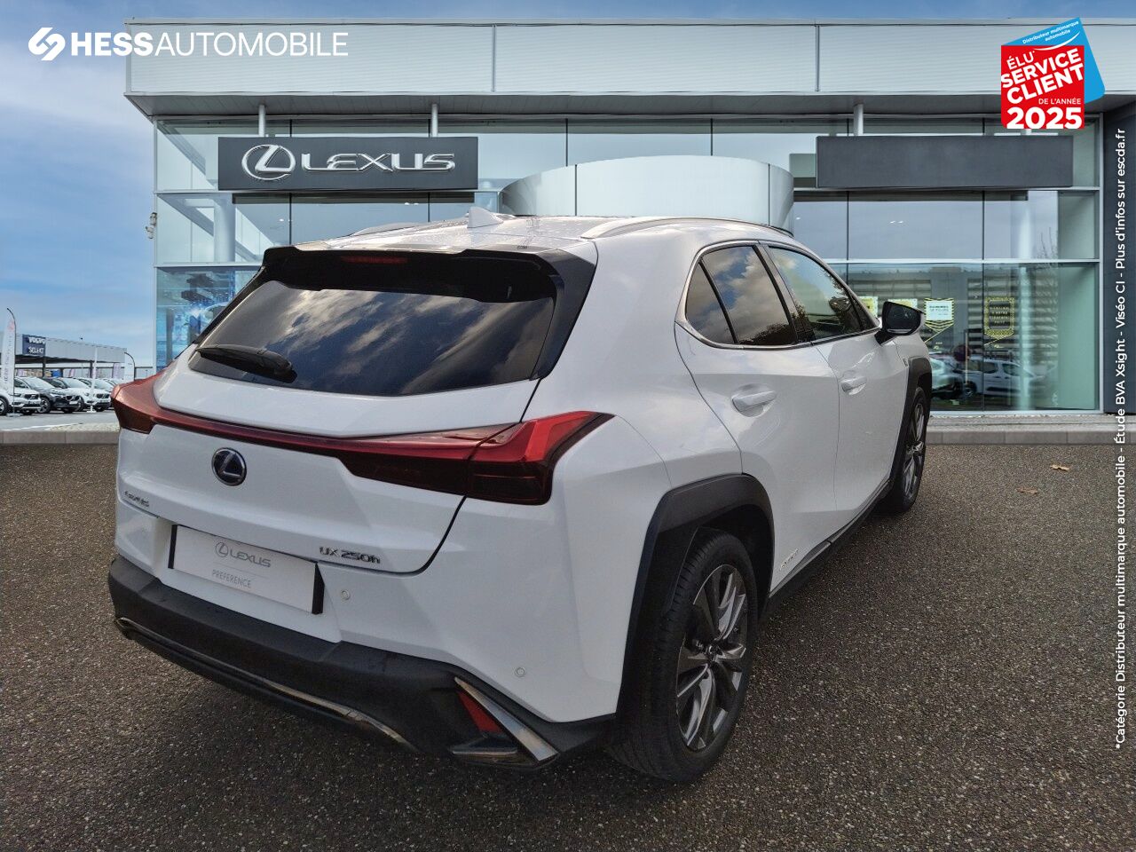Véhicule d'occasion LEXUS UX 250H 2WD F SPORT MY19 chez Lexus Metz