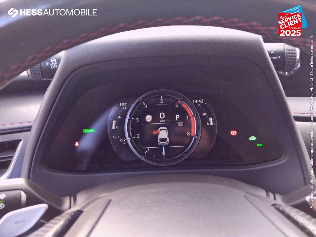 Véhicule d'occasion LEXUS UX 250H 2WD F SPORT MY19 chez Lexus Metz