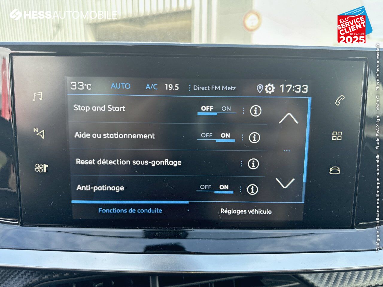 Véhicule d'occasion PEUGEOT 2008 1.2 PURETECH 100CH S/S STYLE chez Peugeot Charleville
