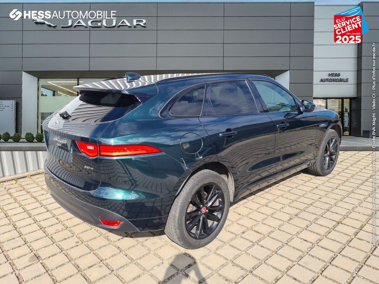 Véhicule d'occasion JAGUAR F-PACE 2.0D 180CH R-SPORT BVA8 chez Jaguar Strasbourg