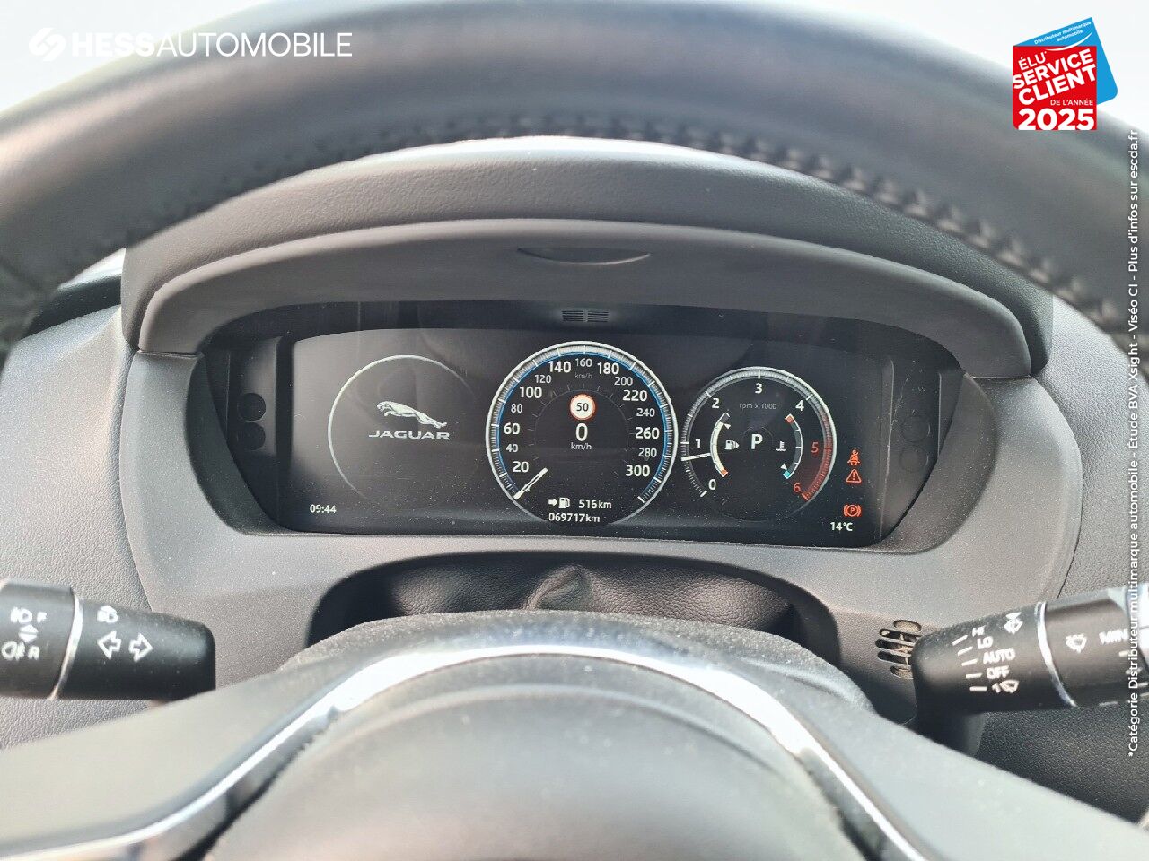 Véhicule d'occasion JAGUAR F-PACE 2.0D 180CH R-SPORT BVA8 chez Jaguar Strasbourg