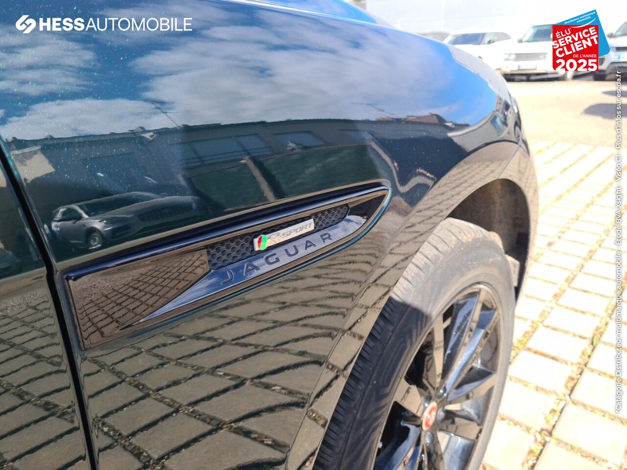 Véhicule d'occasion JAGUAR F-PACE 2.0D 180CH R-SPORT BVA8 chez Jaguar Strasbourg