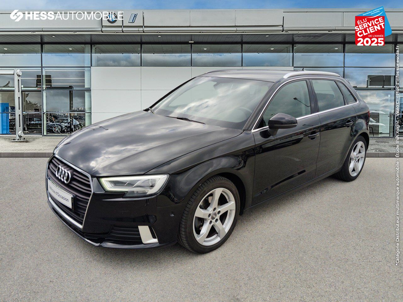 Véhicule d'occasion AUDI A3 SPORTBACK 30 TDI 116CH SPORT S TRONIC 7 EURO6D-T RADAR AV/AR ATTELAGE chez BMW Besançon