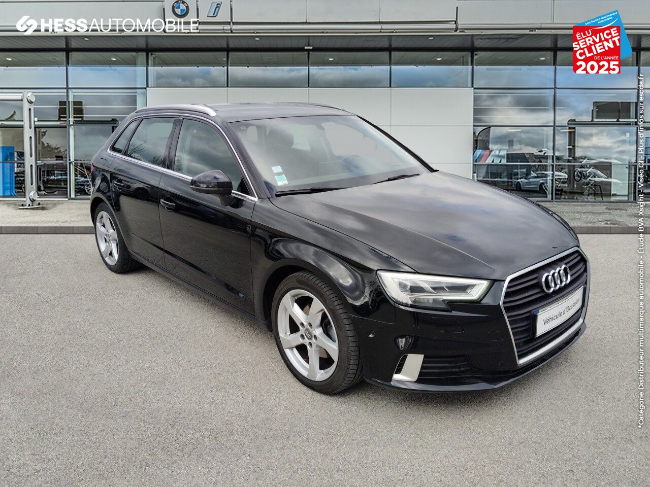 Véhicule d'occasion AUDI A3 SPORTBACK 30 TDI 116CH SPORT S TRONIC 7 EURO6D-T RADAR AV/AR ATTELAGE chez BMW Besançon