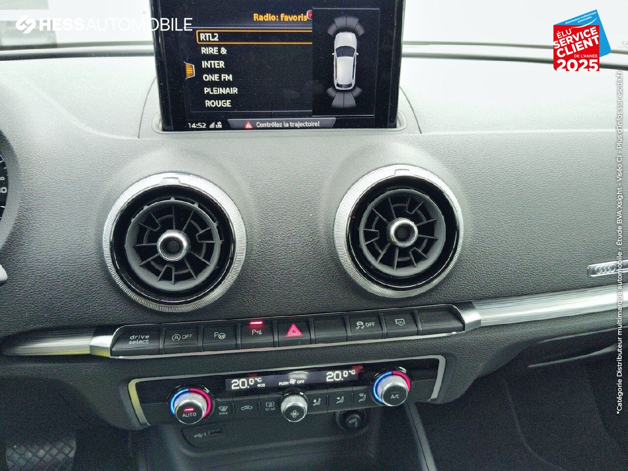 Véhicule d'occasion AUDI A3 SPORTBACK 30 TDI 116CH SPORT S TRONIC 7 EURO6D-T RADAR AV/AR ATTELAGE chez BMW Besançon