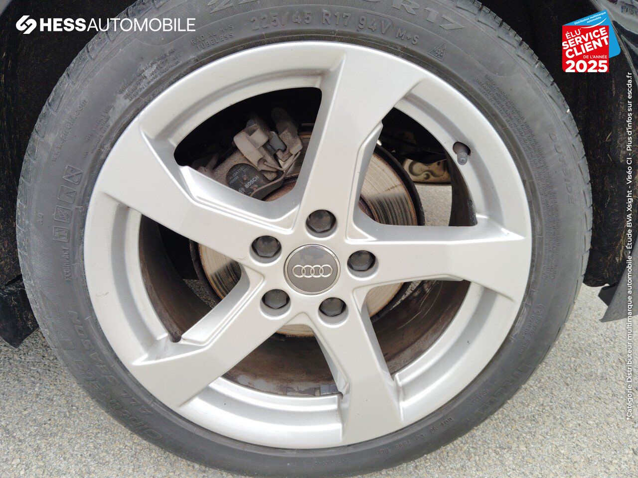 Véhicule d'occasion AUDI A3 SPORTBACK 30 TDI 116CH SPORT S TRONIC 7 EURO6D-T RADAR AV/AR ATTELAGE chez BMW Besançon