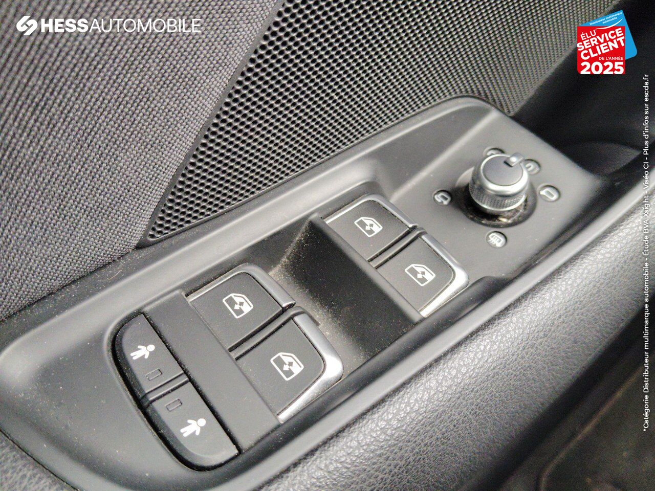Véhicule d'occasion AUDI A3 SPORTBACK 30 TDI 116CH SPORT S TRONIC 7 EURO6D-T RADAR AV/AR ATTELAGE chez BMW Besançon