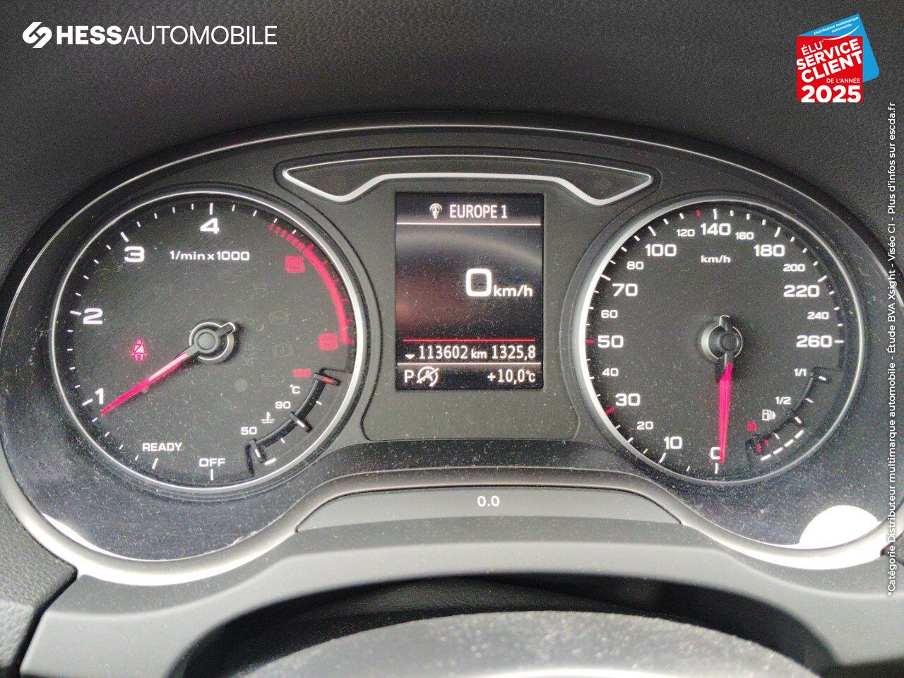Véhicule d'occasion AUDI A3 SPORTBACK 30 TDI 116CH SPORT S TRONIC 7 EURO6D-T RADAR AV/AR ATTELAGE chez BMW Besançon