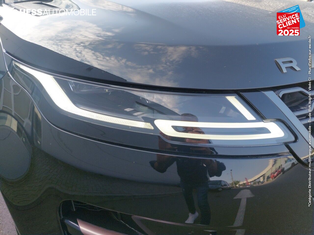 Véhicule d'occasion LAND-ROVER RANGE ROVER EVOQUE 1.5 P300E 309CH R-DYNAMIC SE AWD BVA 11CV chez Volvo Epernay