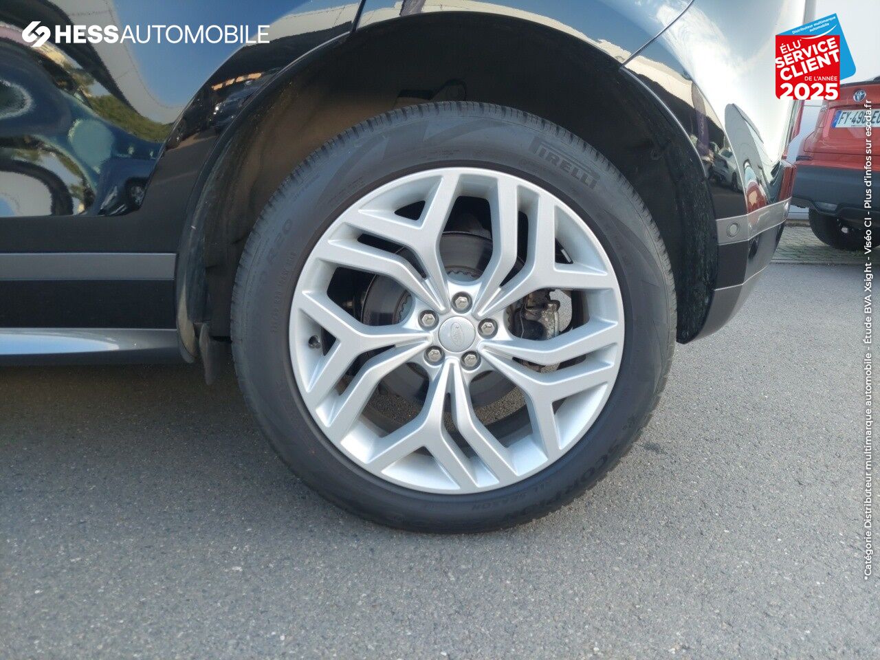Véhicule d'occasion LAND-ROVER RANGE ROVER EVOQUE 1.5 P300E 309CH R-DYNAMIC SE AWD BVA 11CV chez Volvo Epernay