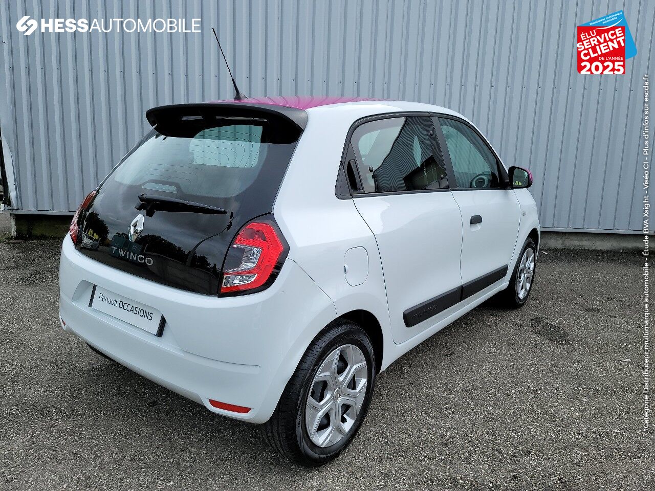 Véhicule d'occasion RENAULT TWINGO 1.0 SCE 65CH LIFE - 20 chez Renault Saint-Louis
