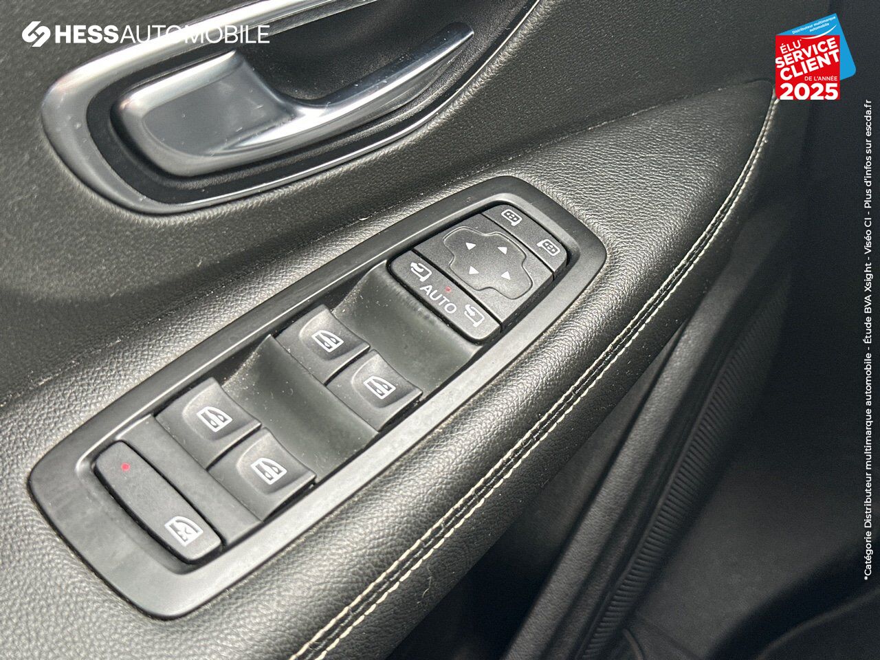 Véhicule d'occasion RENAULT SCENIC 1.2 TCE 130CH ENERGY BUSINESS GPS RADAR AV/AR chez Renault Saint-Louis