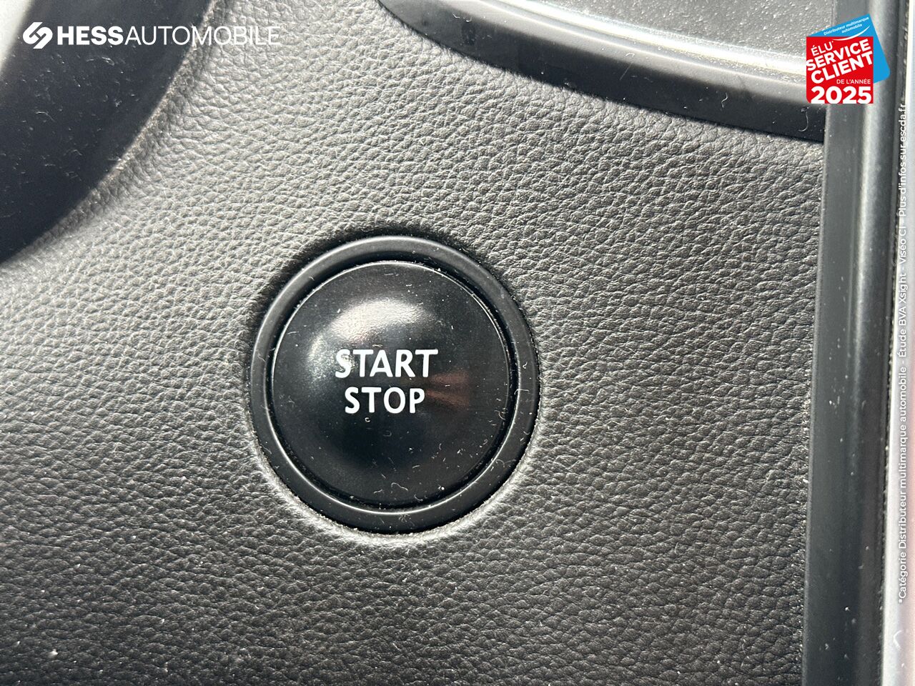 Véhicule d'occasion RENAULT SCENIC 1.2 TCE 130CH ENERGY BUSINESS GPS RADAR AV/AR chez Renault Saint-Louis