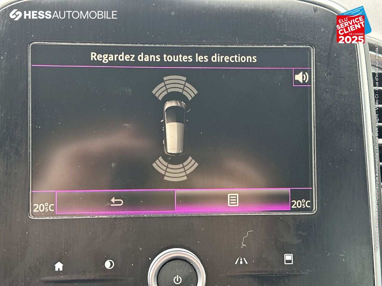 Véhicule d'occasion RENAULT SCENIC 1.2 TCE 130CH ENERGY BUSINESS GPS RADAR AV/AR chez Renault Saint-Louis