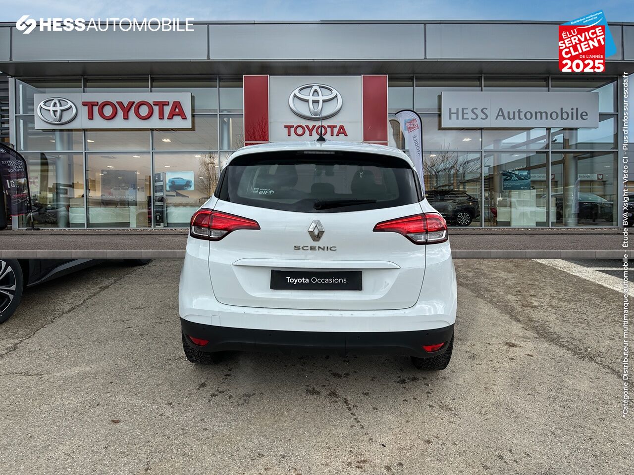 Véhicule d'occasion RENAULT SCENIC 1.2 TCE 130CH ENERGY BUSINESS GPS RADAR AV/AR chez Renault Saint-Louis