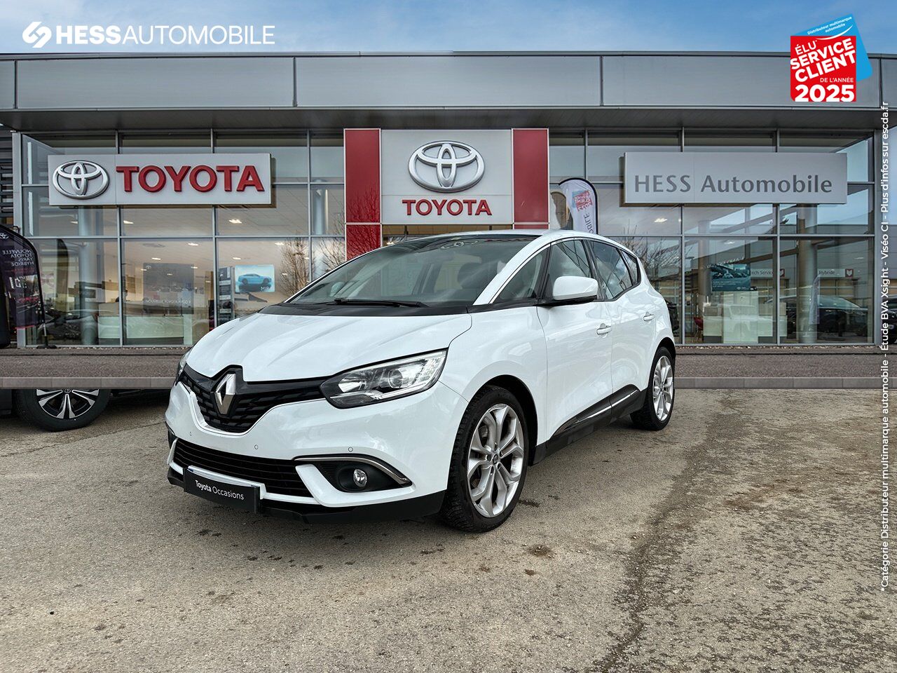 Véhicule d'occasion RENAULT SCENIC 1.2 TCE 130CH ENERGY BUSINESS GPS RADAR AV/AR chez Renault Saint-Louis