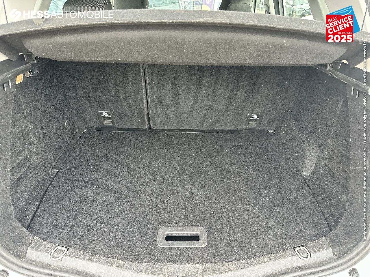 Véhicule d'occasion RENAULT SCENIC 1.2 TCE 130CH ENERGY BUSINESS GPS RADAR AV/AR chez Renault Saint-Louis