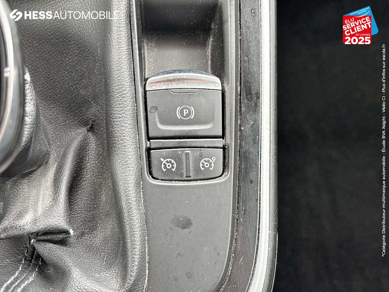 Véhicule d'occasion RENAULT SCENIC 1.2 TCE 130CH ENERGY BUSINESS GPS RADAR AV/AR chez Renault Saint-Louis