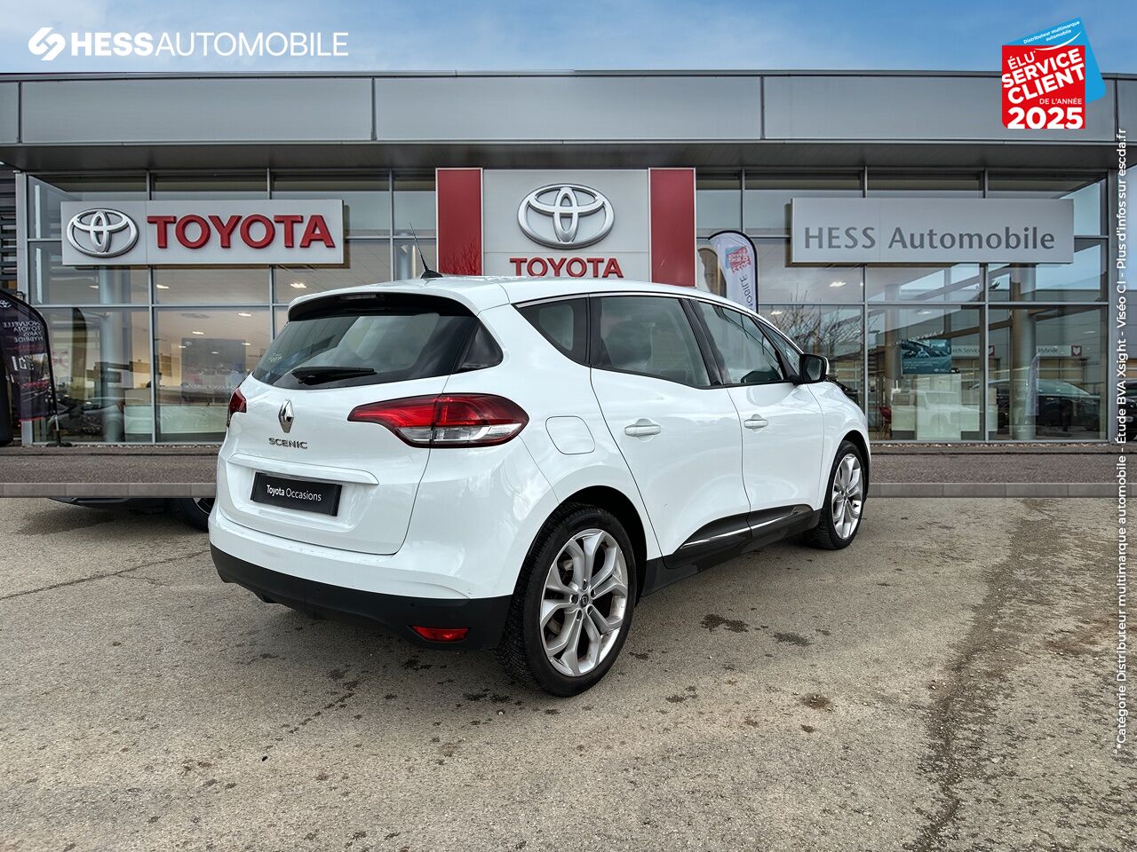 Véhicule d'occasion RENAULT SCENIC 1.2 TCE 130CH ENERGY BUSINESS GPS RADAR AV/AR chez Renault Saint-Louis