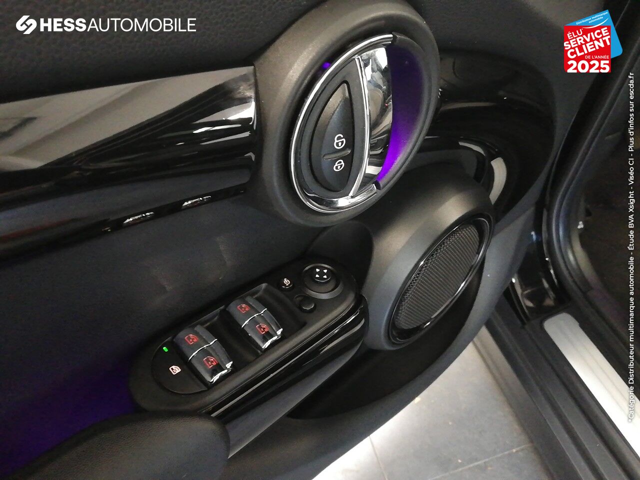 Véhicule d'occasion MINI MINI 5 PORTES COOPER 136CH HEDDON STREET EURO6D-T TOUVRANT PANO GPS LED chez MINI Colmar