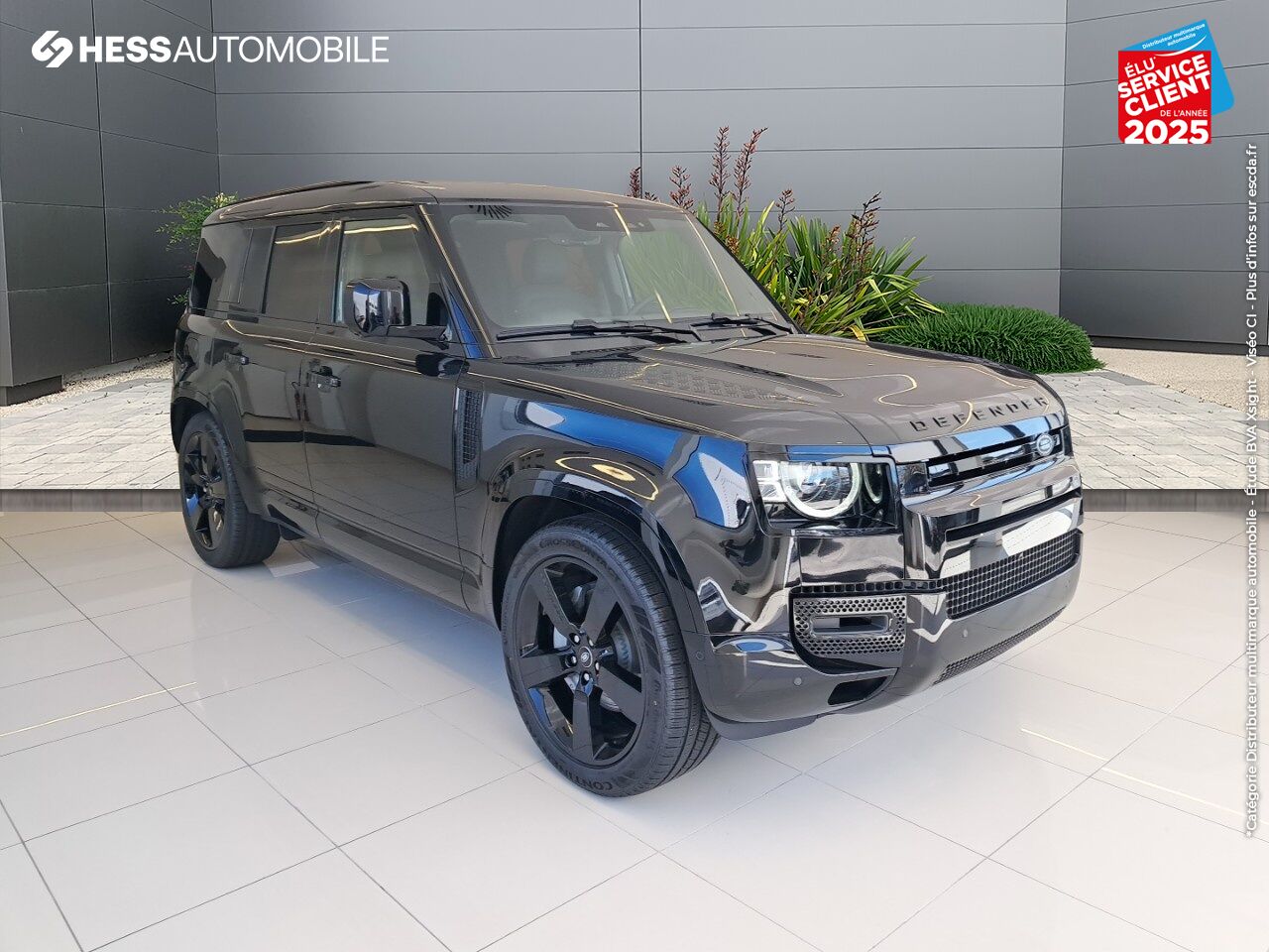 Véhicule d'occasion LAND-ROVER DEFENDER 110 2.0 P300E X-DYNAMIC SE chez Toyota Thionville