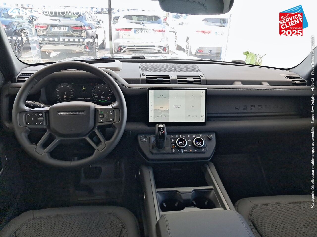 Véhicule d'occasion LAND-ROVER DEFENDER 110 2.0 P300E X-DYNAMIC SE chez Toyota Thionville
