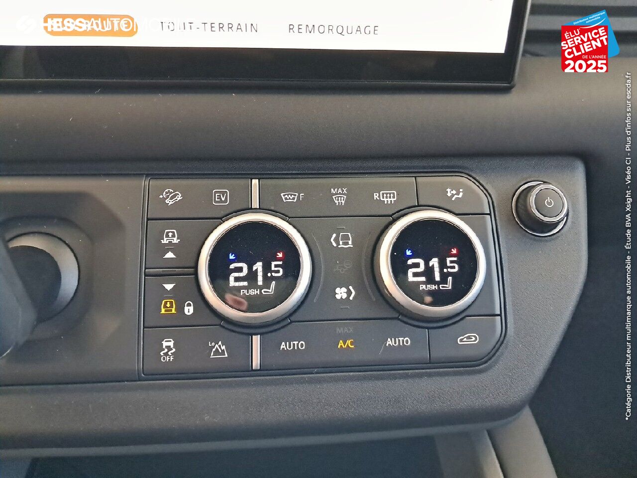 Véhicule d'occasion LAND-ROVER DEFENDER 110 2.0 P300E X-DYNAMIC SE chez Toyota Thionville