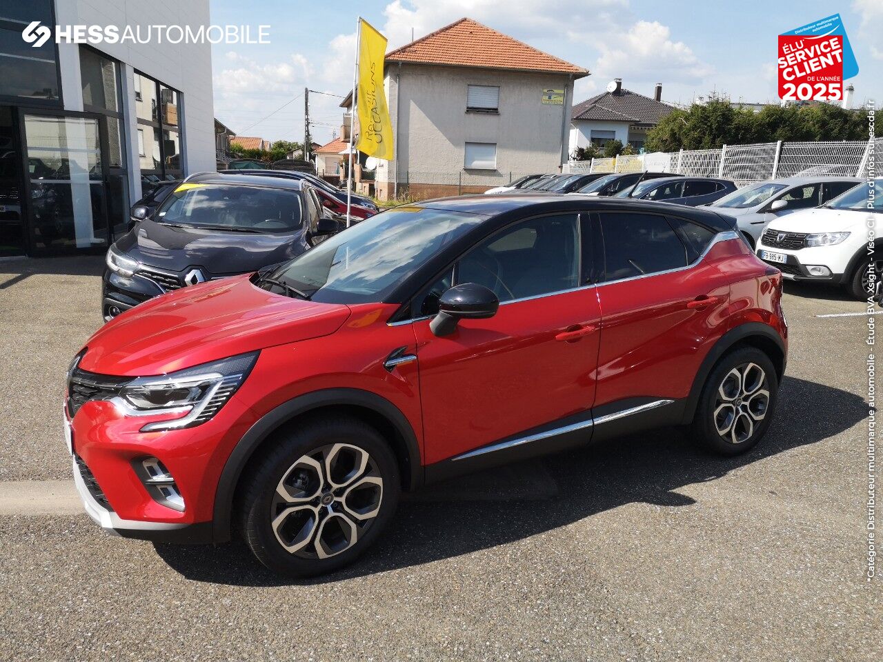 Véhicule d'occasion RENAULT CAPTUR 1.0 TCE 100CH INTENS GPS RADAR AR LED chez Renault Forbach