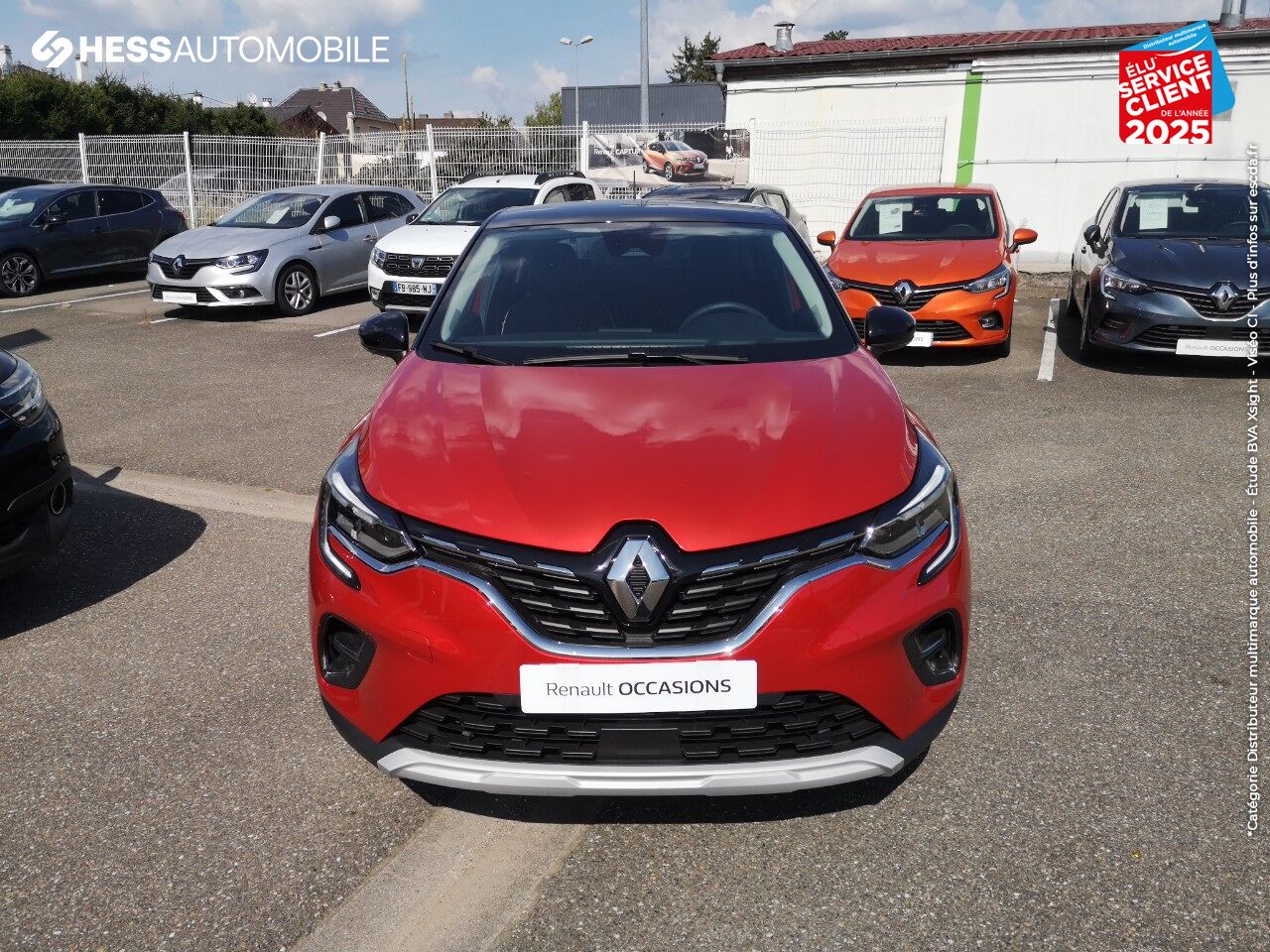 Véhicule d'occasion RENAULT CAPTUR 1.0 TCE 100CH INTENS GPS RADAR AR LED chez Renault Forbach