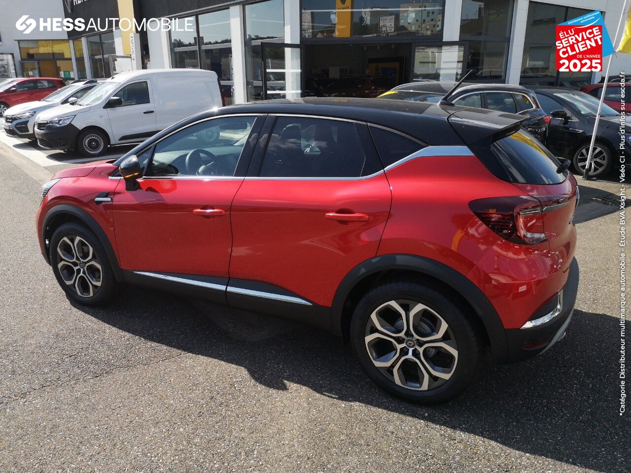Véhicule d'occasion RENAULT CAPTUR 1.0 TCE 100CH INTENS GPS RADAR AR LED chez Renault Forbach