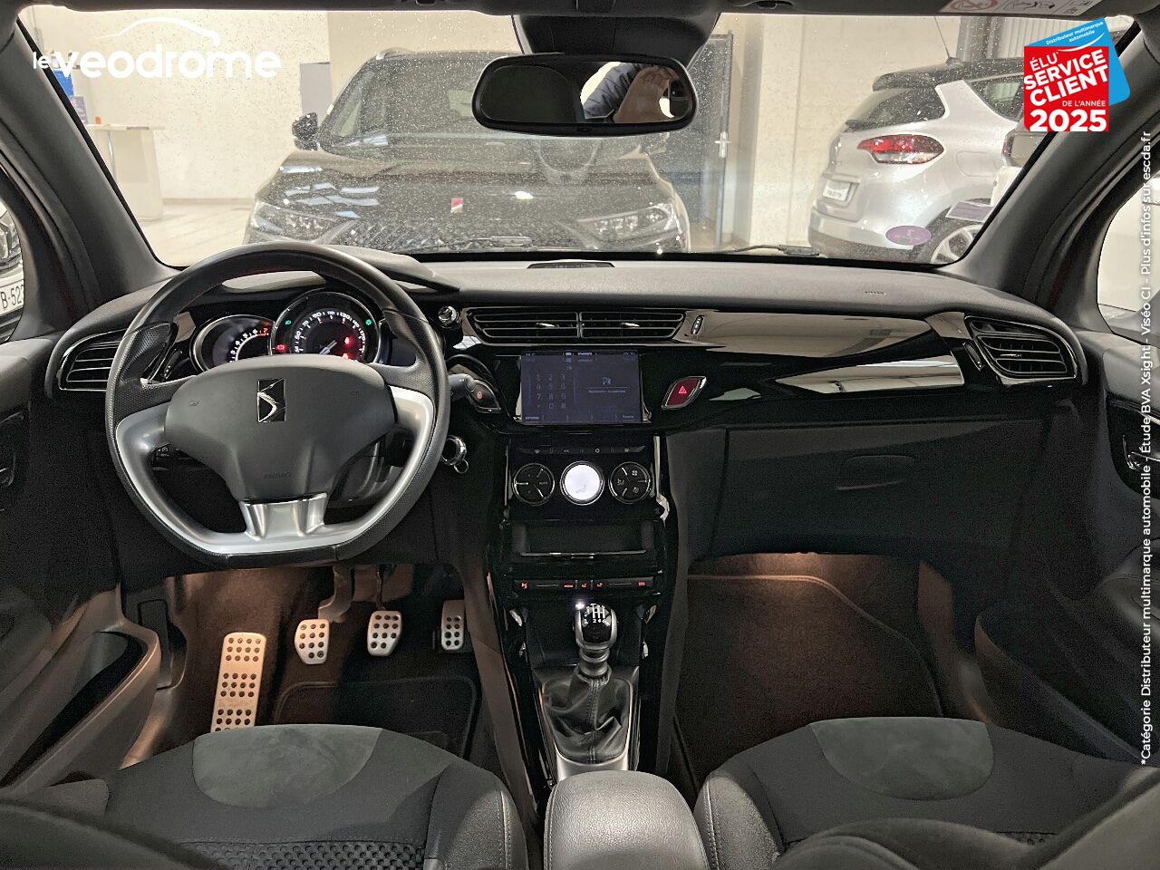 Véhicule d'occasion DS DS 3 THP 165CH SPORT CHIC S/S GPS CAMERA chez Le Veodrome