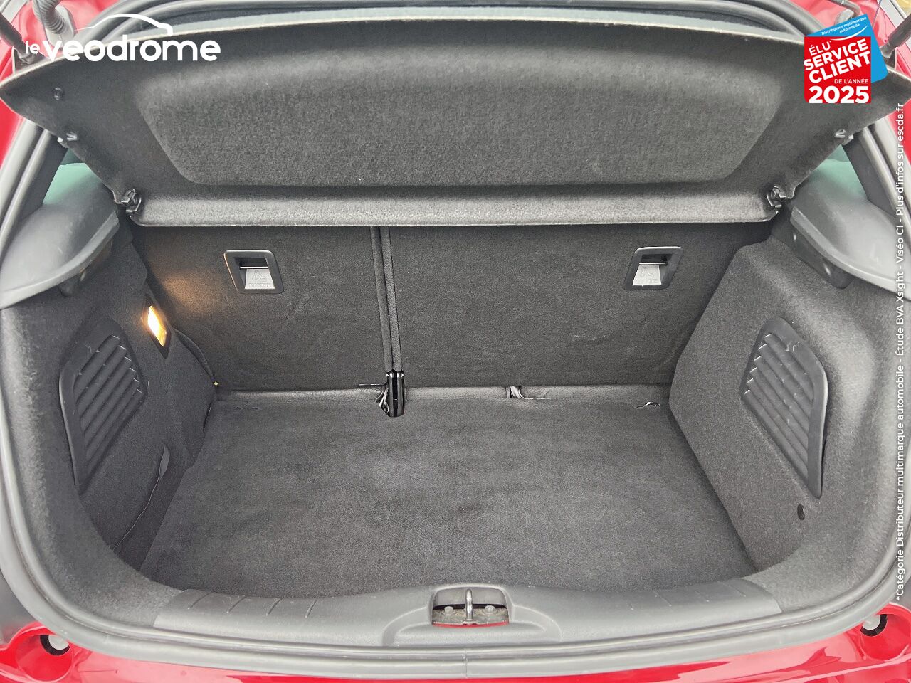 Véhicule d'occasion DS DS 3 THP 165CH SPORT CHIC S/S GPS CAMERA chez Le Veodrome